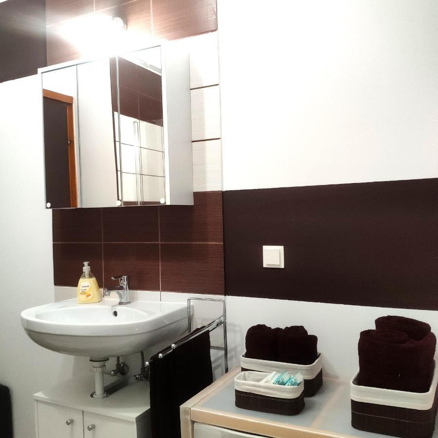 Color Apartmanok Eger Extérieur photo
